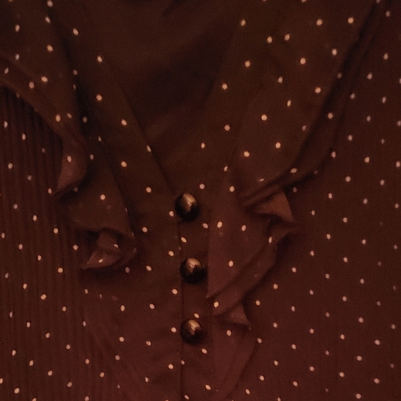 Black and White pleated blouse - Picture 7 of 7